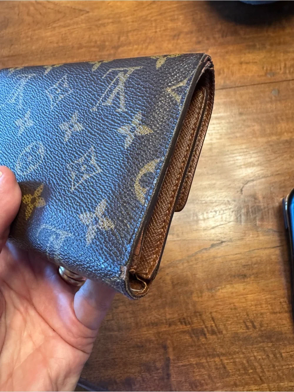 Louis Vuitton iconic louis